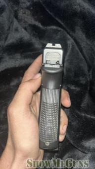 Glock 22 gen 3 .40 cal - 1/4