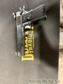 Very old 1911 45acp - 1/4