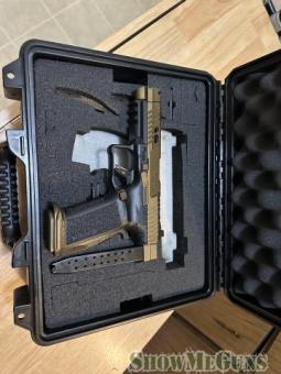 Canik TTI Combat 9mm - 1/4