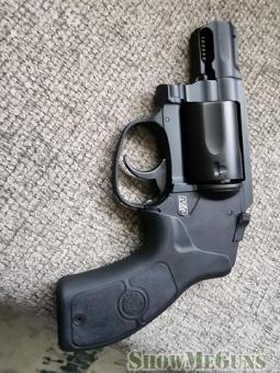 Smith & wesson m&p bodyguard with crimson trace - 2/2