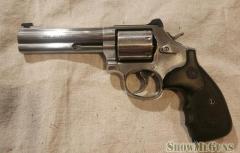 S&W 686 plus 7 shot 5"