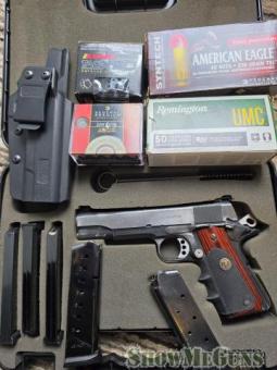 Norinco 1911a1 with extras - 1/5