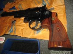 SALE OR TRADE         Smith & Wesson 27-9  BARREL 6 1/2 ''  NICE CONDITION