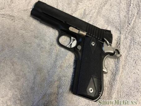 Sig Sauer 1911 Nighthawk - 2/3