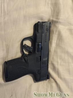 Smith and Wesson Shield Plus, 6 mags included - 4/5