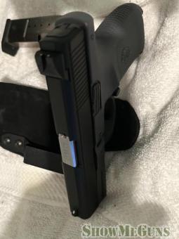 S&W .40 +ammo - 4/5
