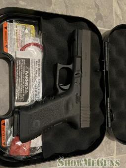 Brand New Glock 17 Gen 3