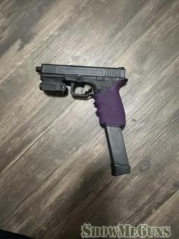 Glock 17 Gen 5 Clone - 2/3