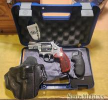 S&W 686 plus 357 w/ 2.5 barrel