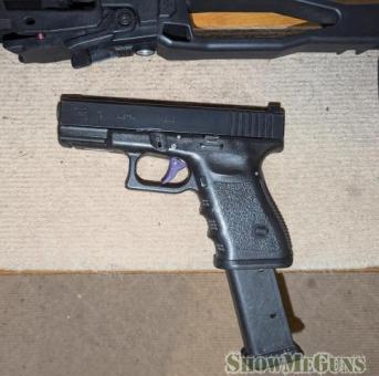 Glock 19 G3 FRT PDW with ammo - 2/3