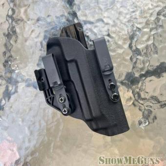 Beretta M9A4 Centurion - 9mm - w/ JM Custom Holster - 8/10
