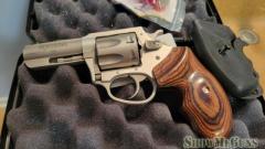 Charter Arms Professional 32 H&R Magnum