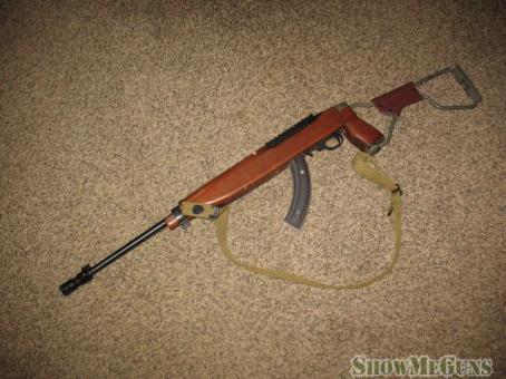Ruger 10-22  M1A1 PARATROOPER FOLDER - 1/6