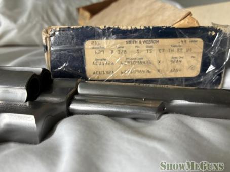 S&W 629-1. 8” barrel 44 mag - 2/4
