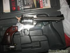 RUGER SINGLE SIX     5 1/2 STAINLESS