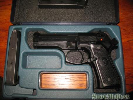 ITALY --BERETTA  CENTURION 96 S/W 40 CAL - 2/5