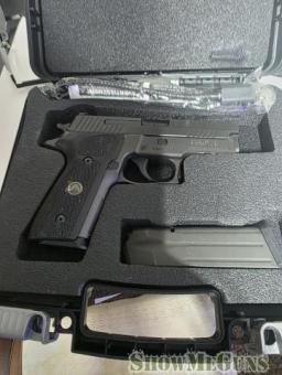 Sig Sauer P229 legion